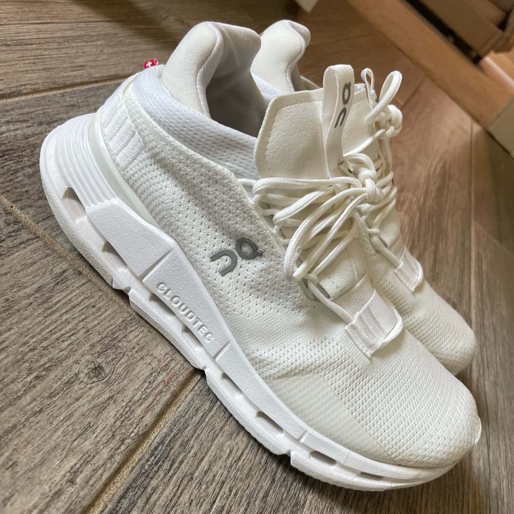 White On Cloudnova